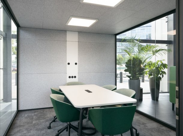 1771339379_Sala riunione comune.jpg